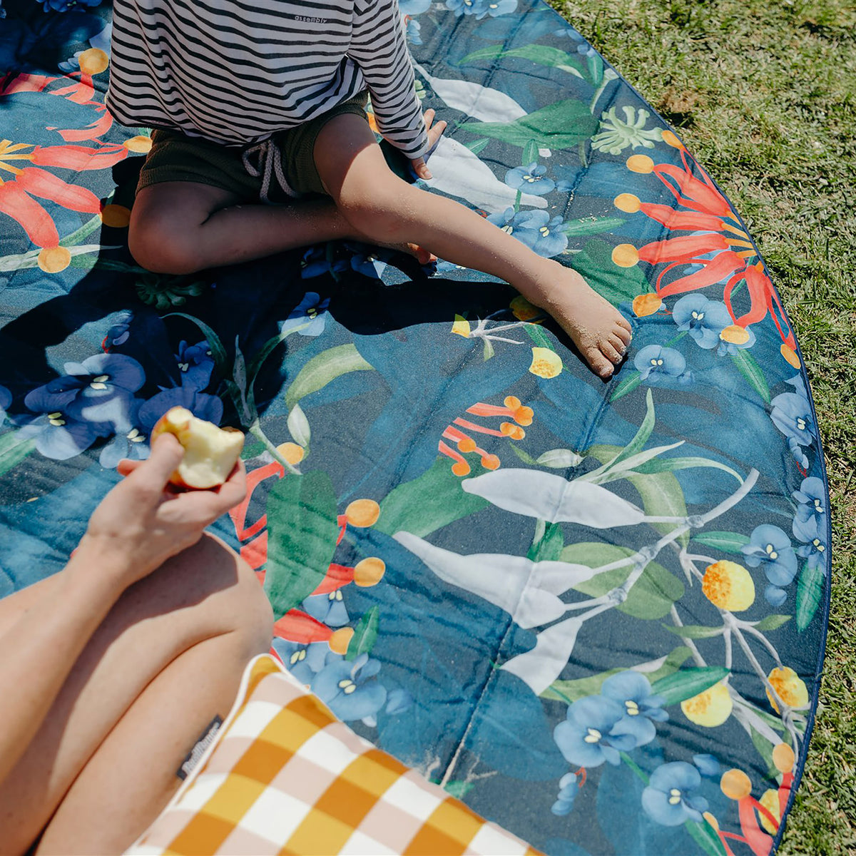 Love Rug Field Day: 70