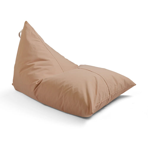 Warm and grounded, the Clay bean bag chair brings relaxed comfort and an earthy tone to indoor and outdoor spaces.