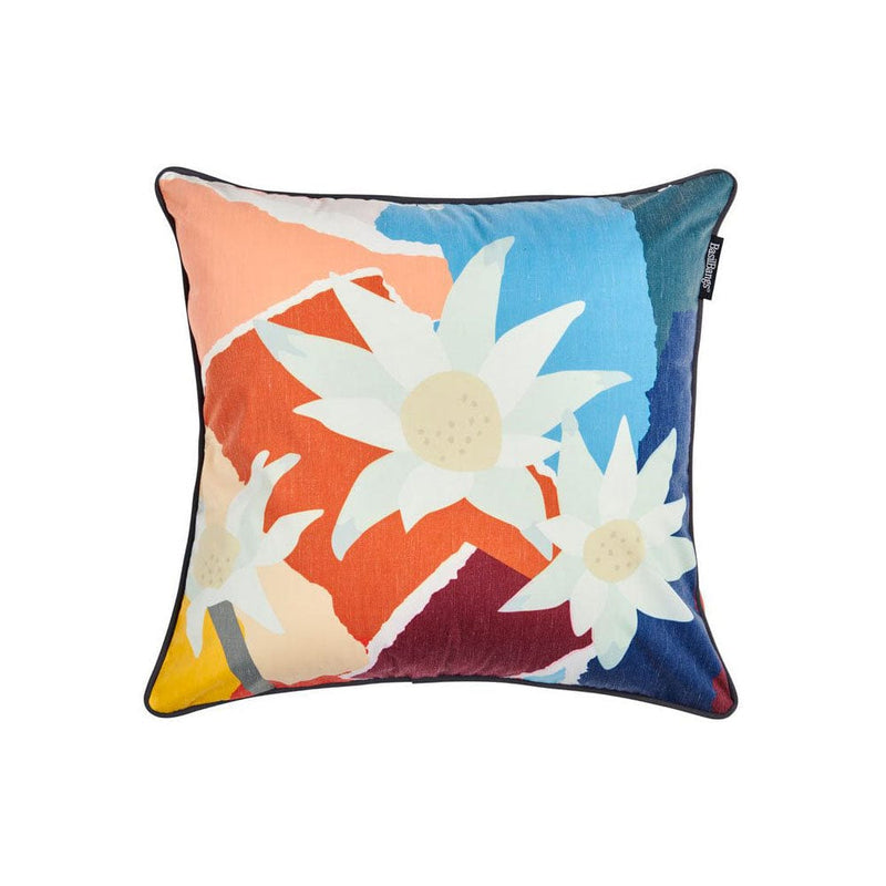 Make a statement with our vibrant and functional Basil Bangs Outdoor Cushion Wildflowers.